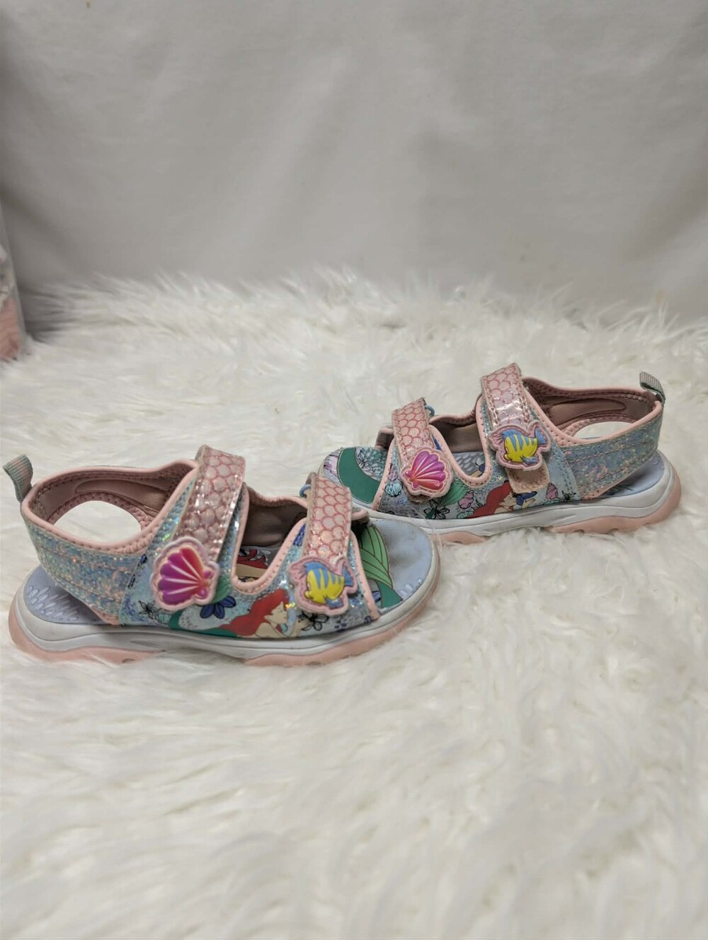Disney Girls' Pink Glitter The Little Mermaid Ariel Sandals with Shell Charms